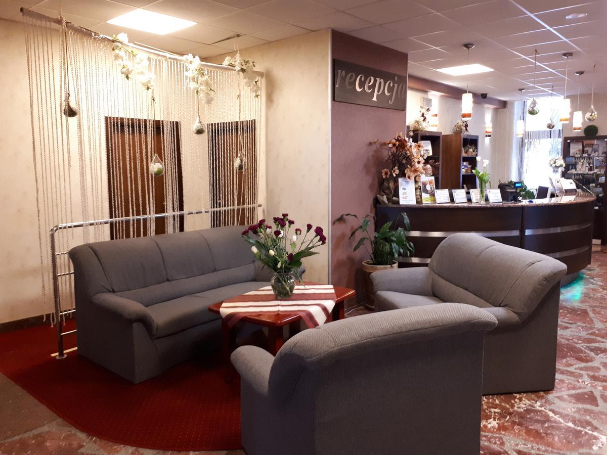 Hotel Jaskolka Устронь Экстерьер фото