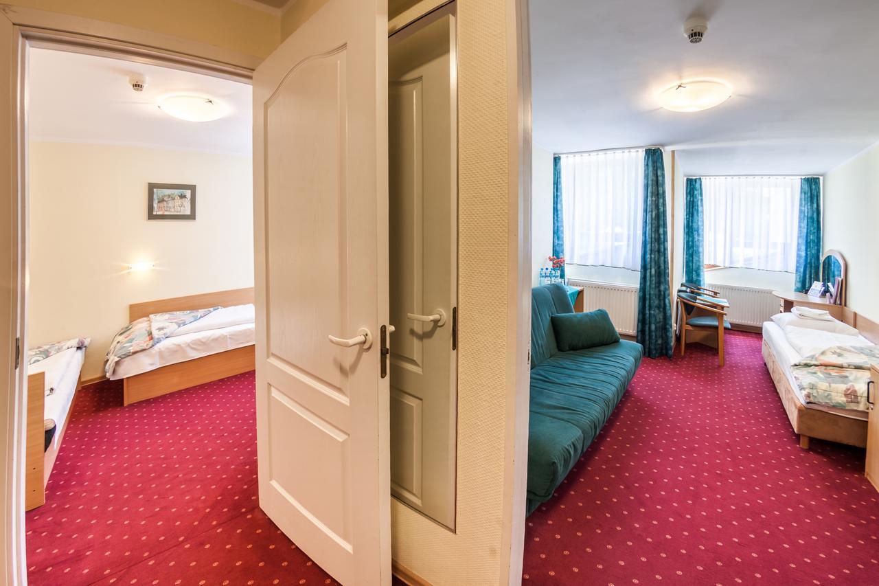 Hotel Jaskolka Устронь Экстерьер фото